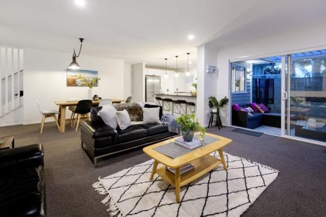 Photo of property in 351b Oceanbeach Road, Mount Maunganui, 3116