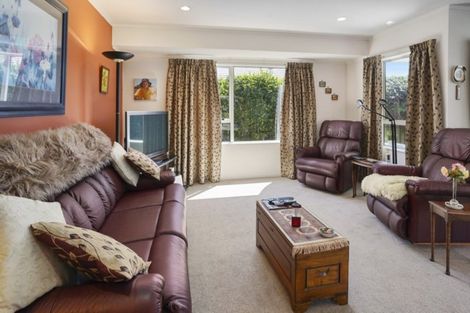 Photo of property in 12a Heihei Place, Paraparaumu, 5032