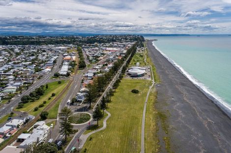 Photo of property in 627 Marine Parade, Napier South, Napier, 4110