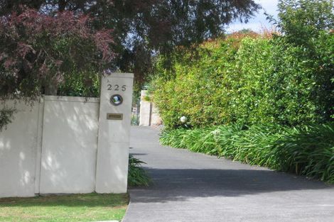 Photo of property in 225 Beach Road, Campbells Bay, Auckland, 0630