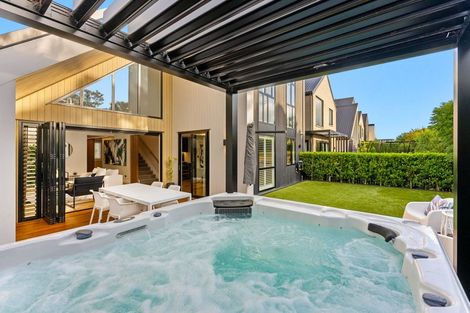 Photo of property in 15 Jack Seabrook Road, Hobsonville, Auckland, 0616