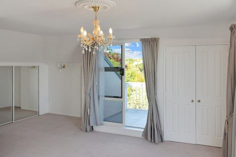 Photo of property in 1 Harry Ell Drive, Cashmere, Christchurch, 8022