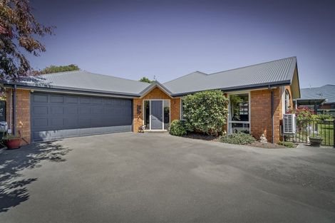 Photo of property in 8 Highwood Lane, Burnside, Christchurch, 8053