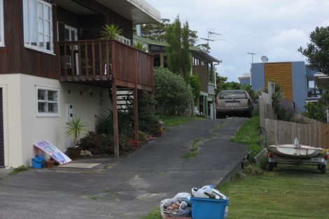 Photo of property in 1/1287 Whangaparaoa Road, Army Bay, Whangaparaoa, 0930