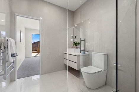 Photo of property in 15a Living Stream Road, Albany Heights, Auckland, 0632