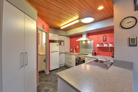 Photo of property in 70 Hunter Street, Edendale, 9825