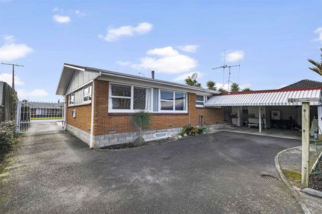 Photo of property in 51 Sandwich Road, St Andrews, Hamilton, 3200