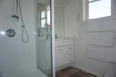 Photo of property in 7 Newall Avenue, Bryndwr, Christchurch, 8052