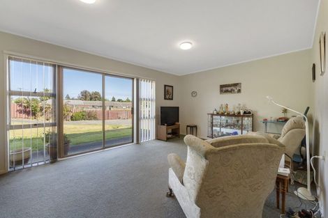 Photo of property in 71c Raumati Road, Raumati Beach, Paraparaumu, 5032