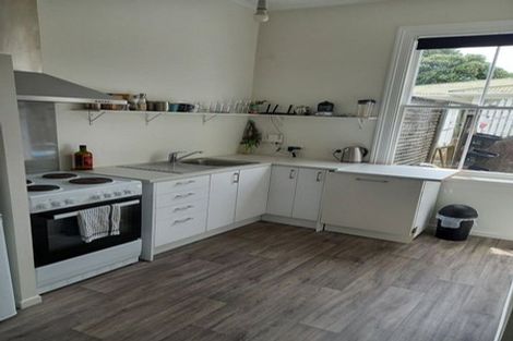 Photo of property in 3 Fitzroy Road, Bluff Hill, Napier, 4110