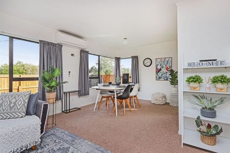 Photo of property in 15 Gillies Crescent, Waimarama, Havelock North, 4294