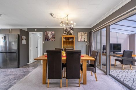 Photo of property in 114 Ruru Avenue, Otatara, Invercargill, 9879