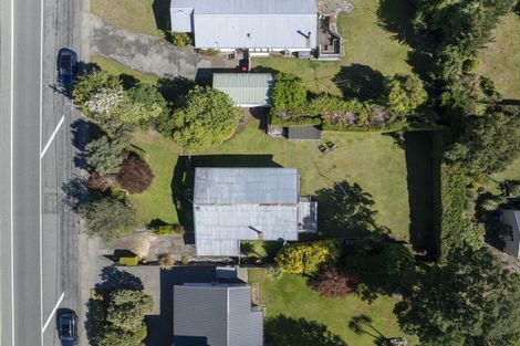 Photo of property in 221 Milford Road, Te Anau, 9600