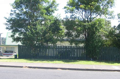 Photo of property in 2/139 Manuka Road, Bayview, Auckland, 0629