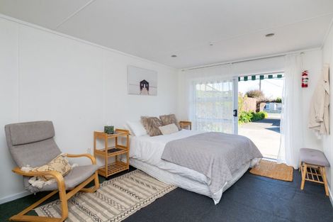 Photo of property in 4b Guthrie Road, Havelock North, 4130