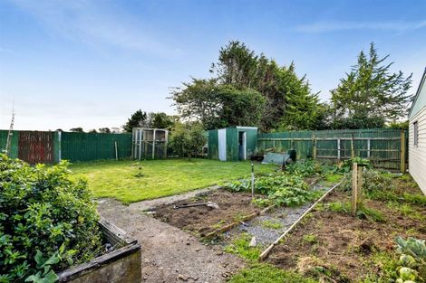 Photo of property in 21 Castle Street, Eltham, 4322