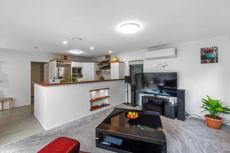 Photo of property in 3 Bluefin Way, West Harbour, Auckland, 0618