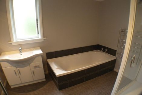 Photo of property in 33 Kirkcaldy Street, South Dunedin, Dunedin, 9012