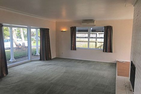Photo of property in 11 Walworth Avenue, Pakuranga Heights, Auckland, 2010