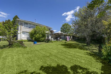 Photo of property in 233 Onewa Road, Birkenhead, Auckland, 0626