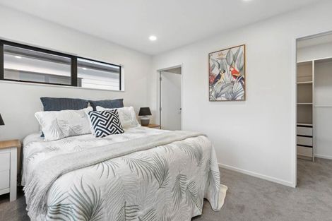 Photo of property in 7 Wilbur Place, Pakuranga Heights, Auckland, 2010