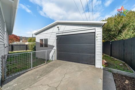 Photo of property in 57 Chapman Crescent, Naenae, Lower Hutt, 5011