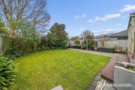 Photo of property in 1 Thornycroft Avenue, Epuni, Lower Hutt, 5011