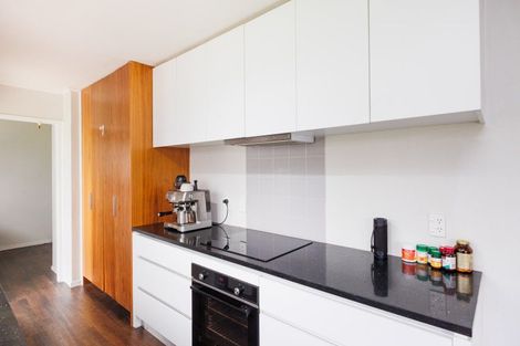 Photo of property in 86 Benmore Avenue, Cloverlea, Palmerston North, 4412