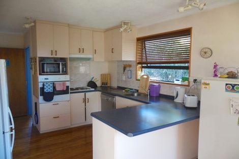 Photo of property in 2 Resolution Place, Bryndwr, Christchurch, 8053