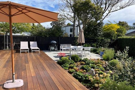 Photo of property in 1 Bradnor Road, Fendalton, Christchurch, 8052