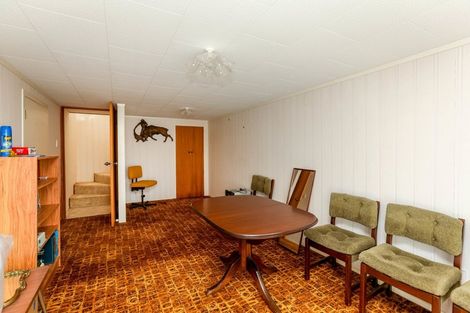 Photo of property in 2/305 Devon Street West, New Plymouth, 4310