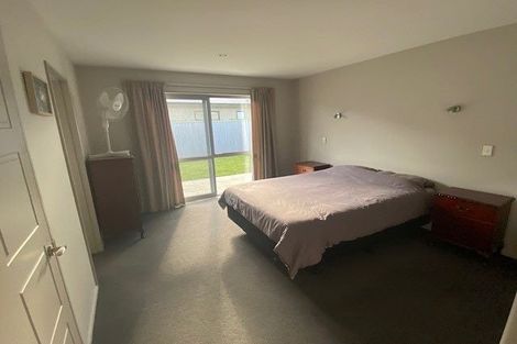 Photo of property in 12 O'dea Place, Burnside, Christchurch, 8053