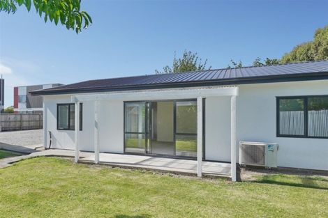 Photo of property in 2/141 Peverel Street, Riccarton, Christchurch, 8041