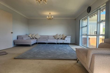 Photo of property in 2/8 Mangarata Avenue, Papatoetoe, Auckland, 2025