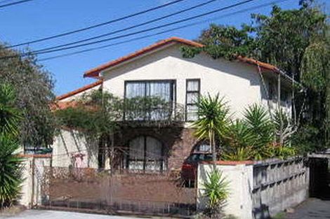 Photo of property in 8a Westbourne Road, Murrays Bay, Auckland, 0630