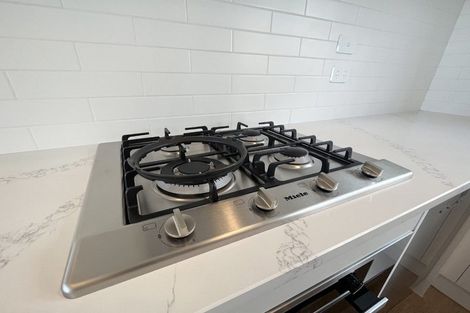 Photo of property in 6/737 East Coast Road, Browns Bay, Auckland, 0630