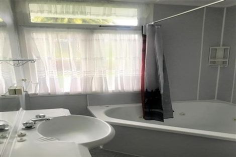 Photo of property in 45 Moeraki Road, Maoribank, Upper Hutt, 5018