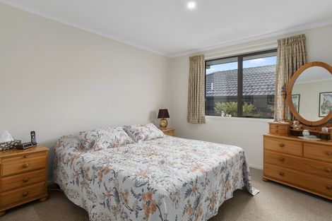 Photo of property in 33 Vista Close, Omokoroa, 3114