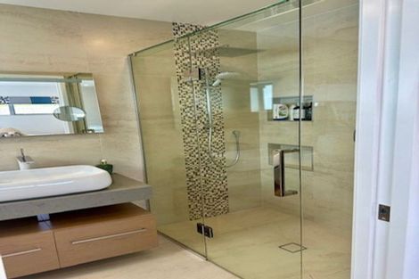 Photo of property in 1 Manaia Place, Mairangi Bay, Auckland, 0630