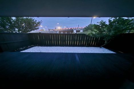 Photo of property in Krisley Court, 10/6 Ambrico Place, New Lynn, Auckland, 0600