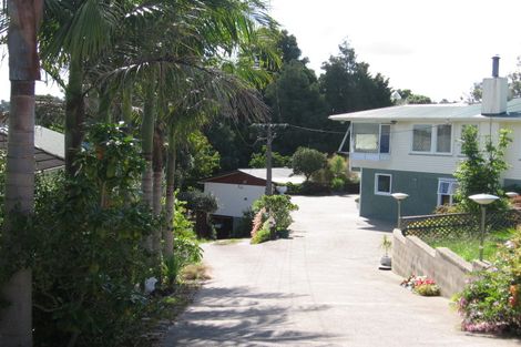Photo of property in 11 Howard Road, Northcote, Auckland, 0627