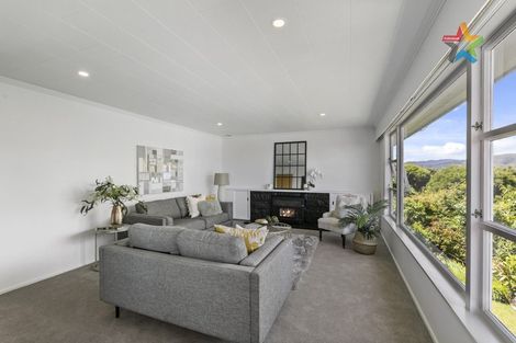 Photo of property in 10 Major Drive, Kelson, Lower Hutt, 5010
