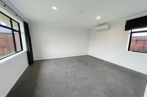 Photo of property in 8 Levi Place, Kelvin Grove, Palmerston North, 4414