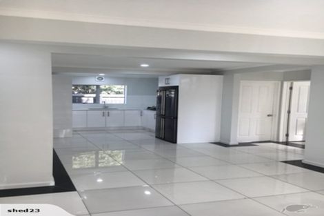 Photo of property in 112 Settlement Road, Papakura, 2110