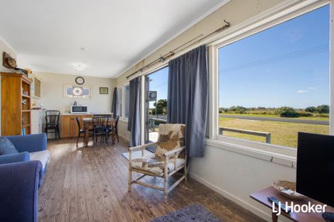 Photo of property in 96 Bway Road, Waihi Beach, 3611