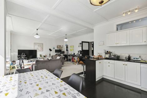 Photo of property in Coburn House, 246 Oriental Parade, Oriental Bay, Wellington, 6011