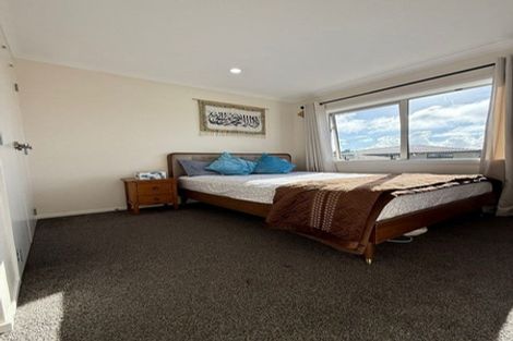 Photo of property in 4c Bill Phillip Place, Clendon Park, Auckland, 2103