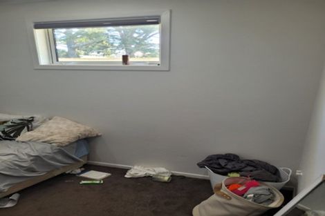 Photo of property in 21 Dundale Avenue, Blockhouse Bay, Auckland, 0600