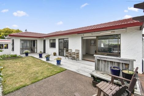 Photo of property in 2/28 Gills Avenue, Papakura, 2110