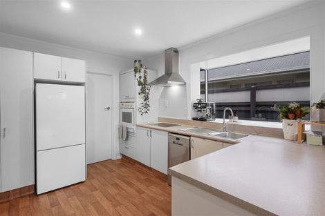 Photo of property in 4 Fitzroy Place, Bishopdale, Christchurch, 8053